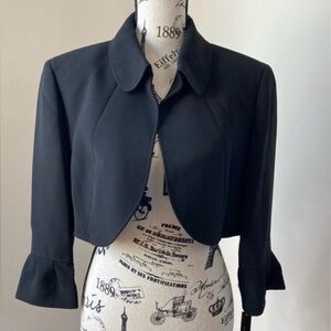 EUC- Tahari ‘Naomi’ Bolero Jacket w/Trumpet Sleeve